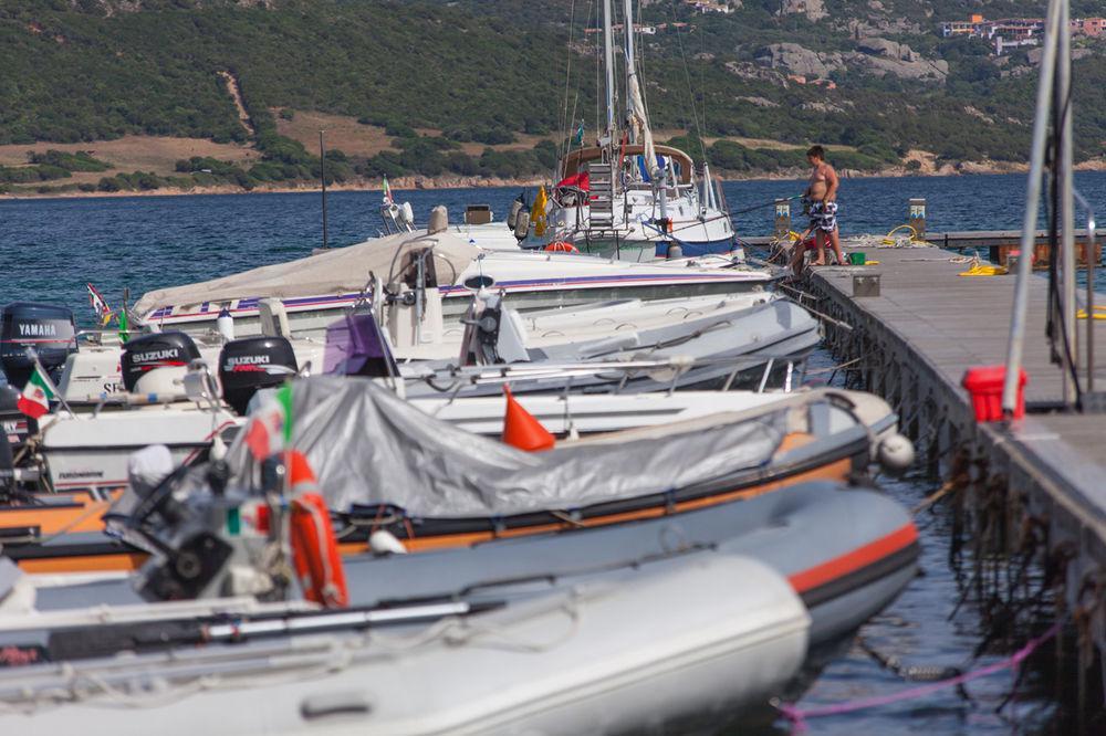 Centro Vacanze Isuledda Каниджоне Екстериор снимка